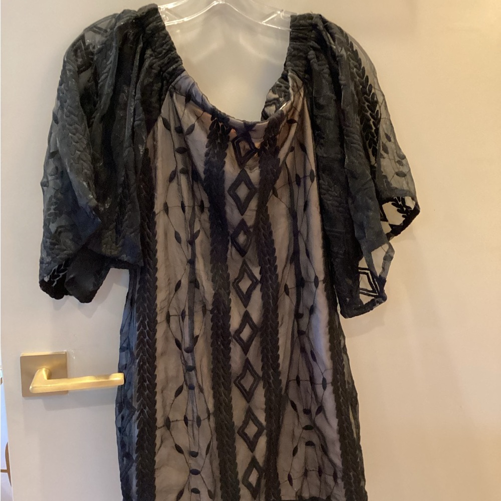 Minkpink off the shoulder dress. Size small.